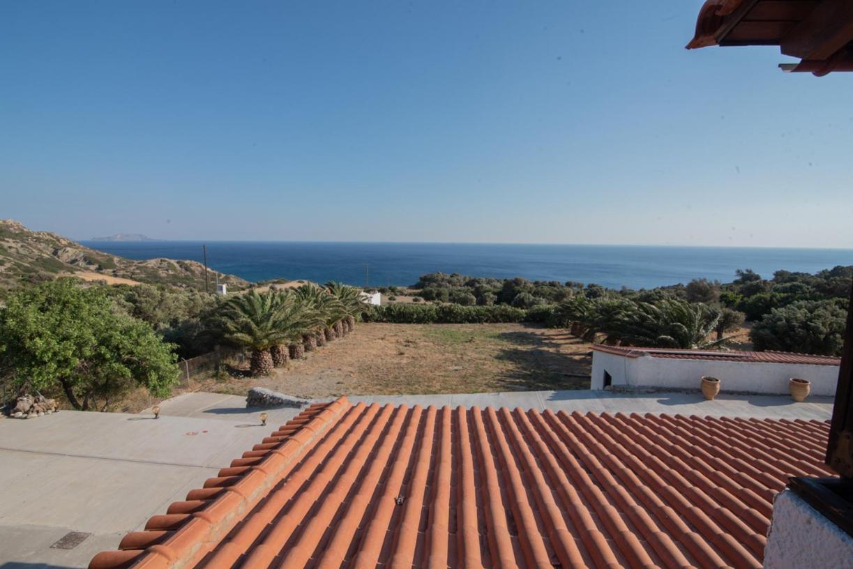 Ligres Beach - 2 Bedrooms Apartment Sea View Agia Paraskevi  エクステリア 写真